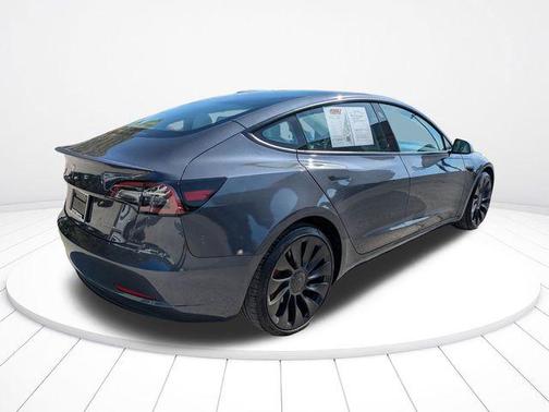 2023 Tesla Model 3 Performance