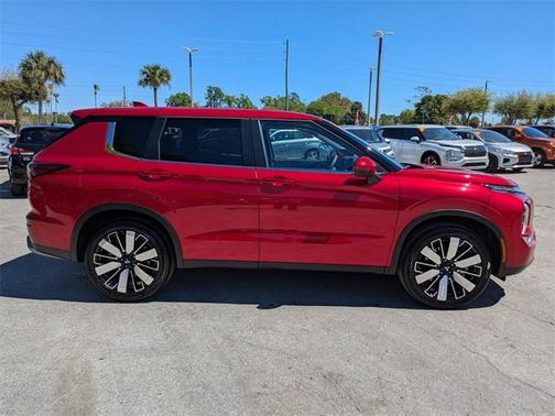 2025 Mitsubishi Outlander SE 2.5 2WD