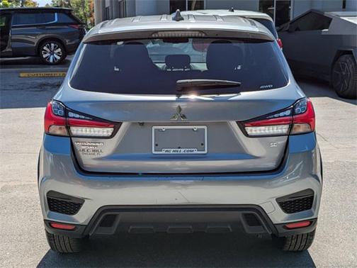 2024 Mitsubishi Outlander Sport SE