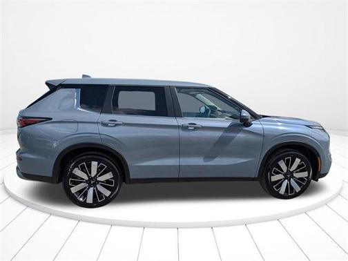 2026 Mitsubishi Outlander SE 1.5T 2WD