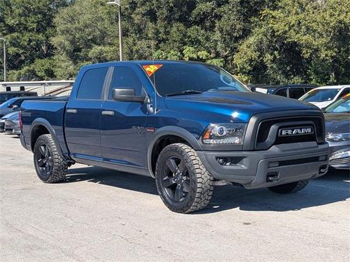 2020 RAM 1500 Classic Warlock Crew Cab 4x2 5'7' Box