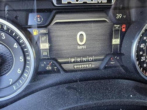 2024 RAM 2500 Laramie Crew Cab 4x4 6'4' Box