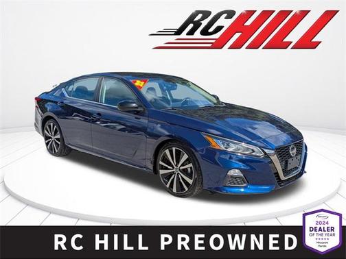 2022 Nissan Altima SR FWD