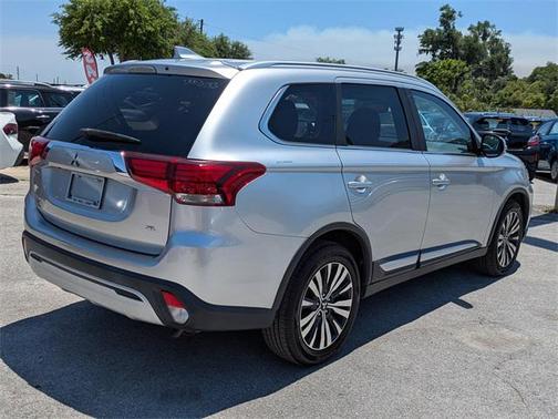 2020 Mitsubishi Outlander SEL