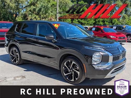2022 Mitsubishi Outlander SE