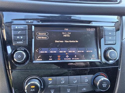 2022 Nissan Rogue Sport S