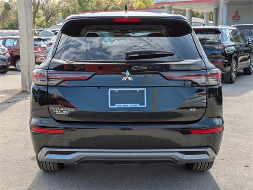 2025 Mitsubishi Outlander SE 2.5 2WD