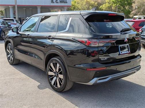 2025 Mitsubishi Outlander SE 2.5 2WD