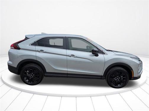 2025 Mitsubishi Eclipse Cross LE