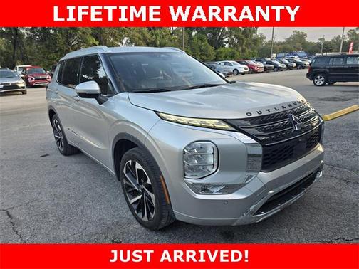 2022 Mitsubishi Outlander SEL 2.5 2WD