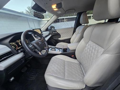 2022 Mitsubishi Outlander SEL 2.5 2WD