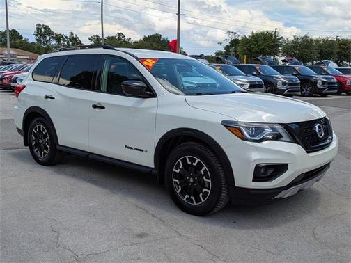 2020 Nissan Pathfinder SV 2WD