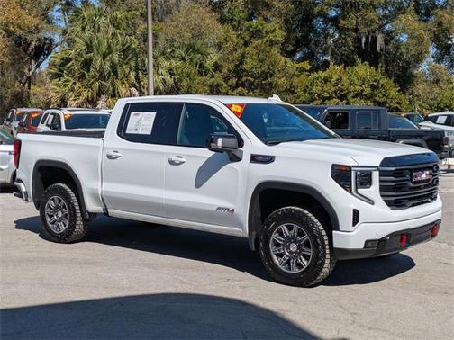 2025 GMC Sierra 1500 AT4