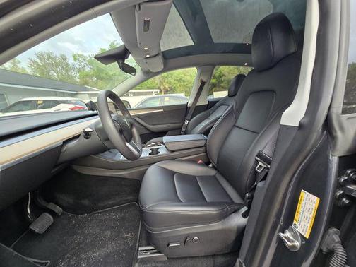 2023 Tesla Model Y Long Range Dual Motor All-Wheel Drive