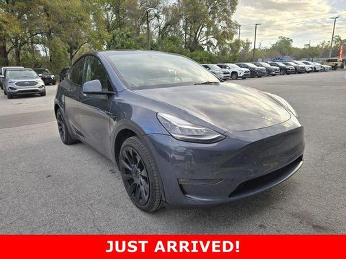 2023 Tesla Model Y Long Range Dual Motor All-Wheel Drive