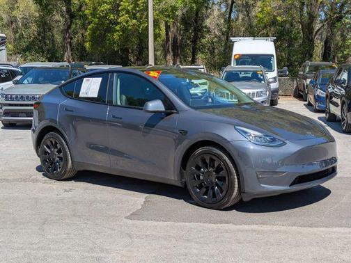 2023 Tesla Model Y Long Range Dual Motor All-Wheel Drive