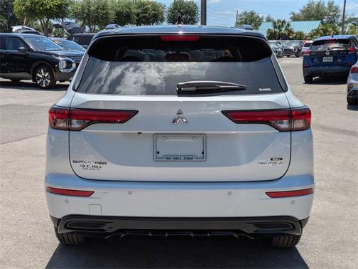 2025 Mitsubishi Outlander PHEV SEL