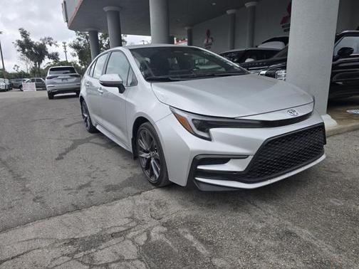 2025 Toyota Corolla SE