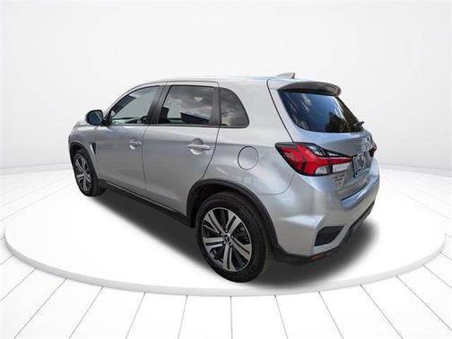 2024 Mitsubishi Outlander Sport SE