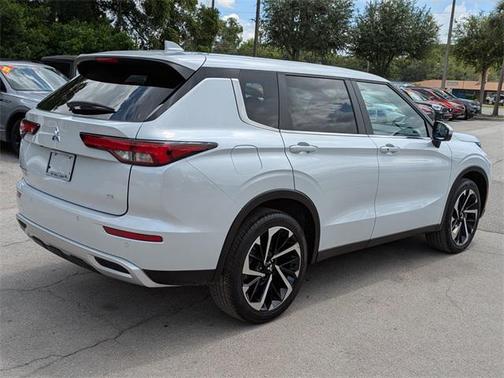 2024 Mitsubishi Outlander SE 2.5 2WD