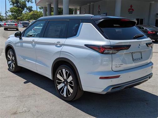 2025 Mitsubishi Outlander SEL 2.5 2WD