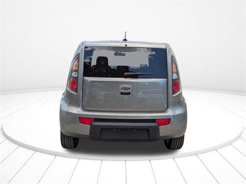 2010 Kia Soul +