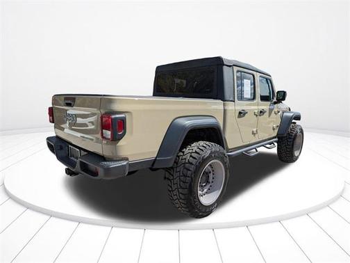 2022 Jeep Gladiator Sport