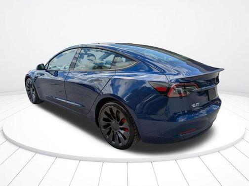 2023 Tesla Model 3 Performance