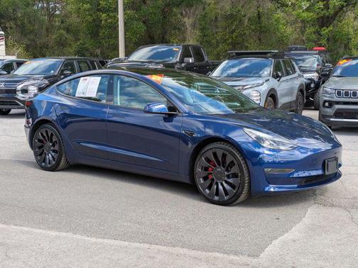 Deep Blue Metallic 2023 Tesla Model 3 Performance