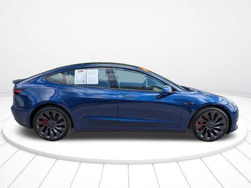2023 Tesla Model 3 Performance