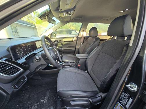 Gravity Gray 2024 Kia Seltos S