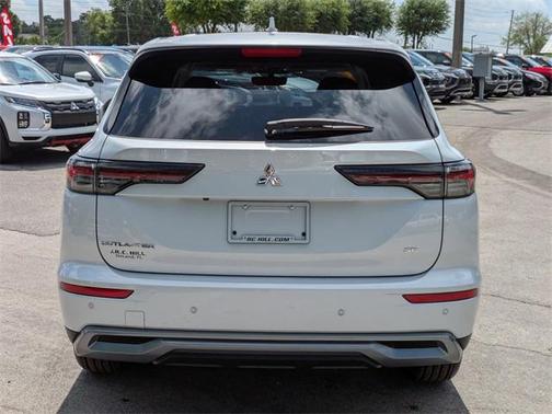 2025 Mitsubishi Outlander SE 2.5 2WD