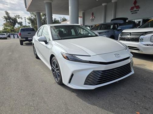 2025 Toyota Camry XLE