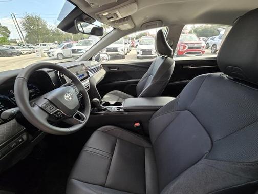 2025 Toyota Camry XLE