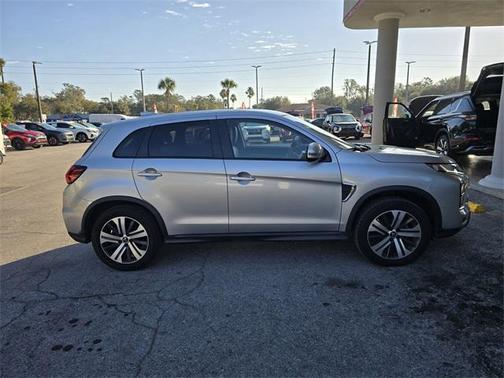 2022 Mitsubishi Outlander Sport SE