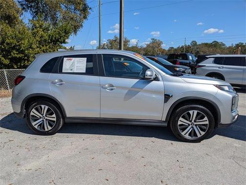 2022 Mitsubishi Outlander Sport SE