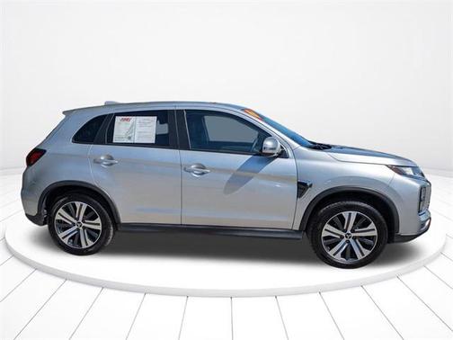 2022 Mitsubishi Outlander Sport SE