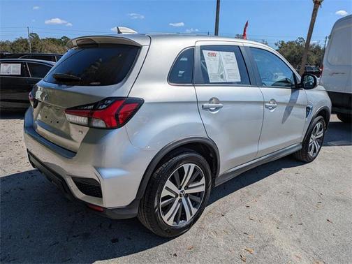 2022 Mitsubishi Outlander Sport SE