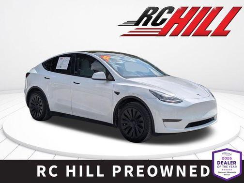 Pearl White Multi-Coat 2022 Tesla Model Y Long Range Dual Motor All-Wheel Drive