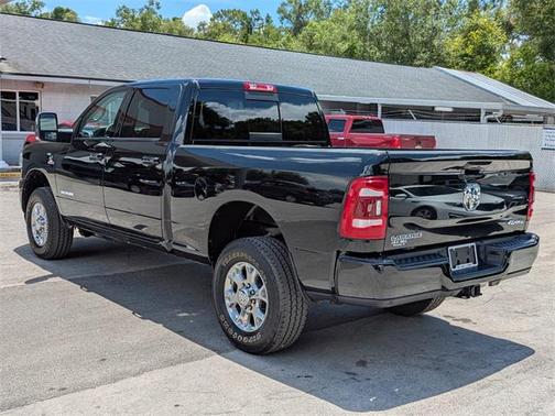 2024 RAM 2500 Laramie Crew Cab 4x4 6'4' Box