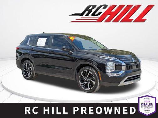 2022 Mitsubishi Outlander SE