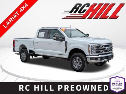 Oxford White 2024 Ford F-250 Lariat