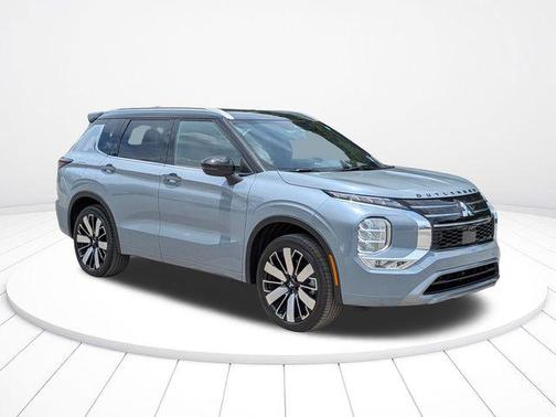 Moonstone 2026 Mitsubishi Outlander SEL