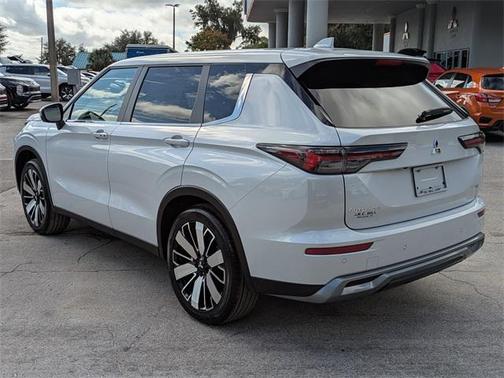 2025 Mitsubishi Outlander SE 2.5 2WD