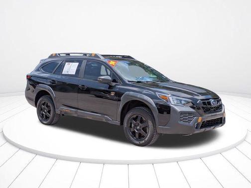Crystal Black Silica 2024 Subaru Outback Wilderness