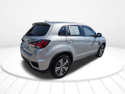 2024 Mitsubishi Outlander Sport SE