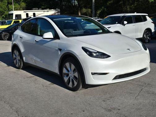 Pearl White Multi-Coat 2021 Tesla Model Y Long Range Dual Motor All-Wheel Drive