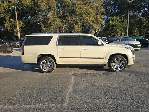 2015 Cadillac Escalade ESV Premium