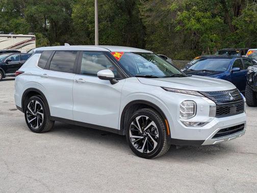 2024 Mitsubishi Outlander SE 2.5 S-AWC