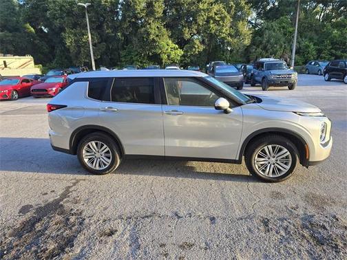 2023 Mitsubishi Outlander ES 2.5 2WD